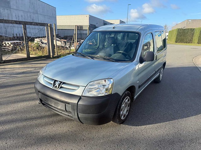 Peugeot - 2008 - partner - personenauto - afbeelding 22 van  27