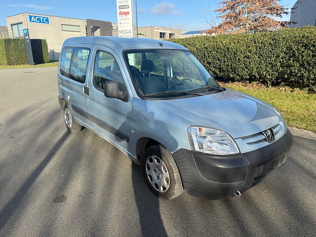 Peugeot - 2008 - partner - personenauto - afbeelding 25 van  27