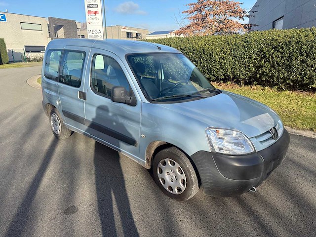 Peugeot - 2008 - partner - personenauto - afbeelding 26 van  27