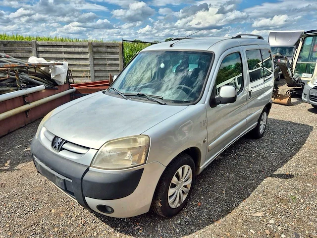 Peugeot - 2008 - partner - afbeelding 1 van  18