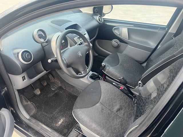 Peugeot - 2009 - 107 - personenwagen - personenauto - afbeelding 6 van  23