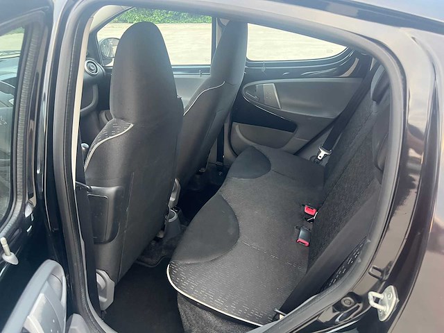 Peugeot - 2009 - 107 - personenwagen - personenauto - afbeelding 7 van  23