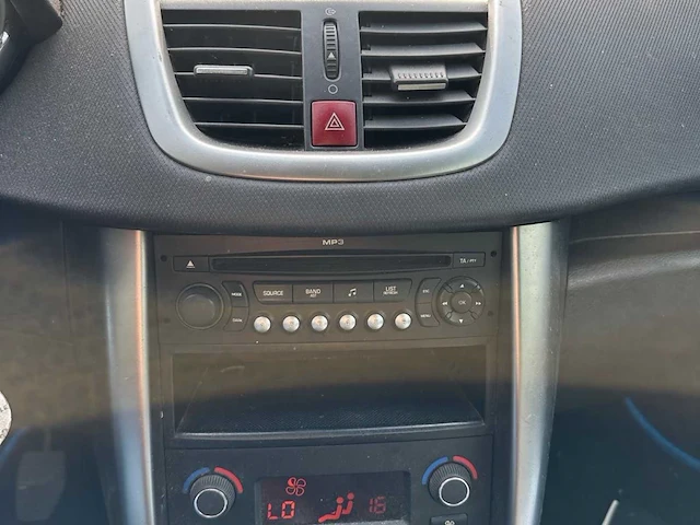 Peugeot - 2009 - 207 sw - sw - personenauto - afbeelding 14 van  25