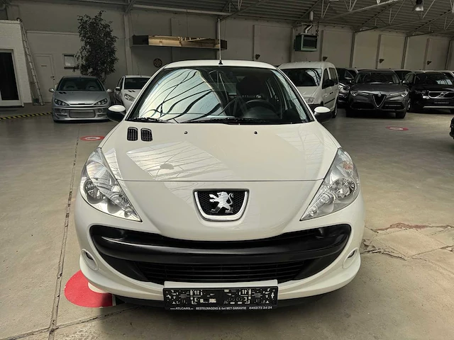 Peugeot - 2010 - 206+ - 206 - personenauto - afbeelding 2 van  24