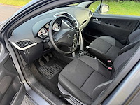 Peugeot - 2011 - 207 - personenauto - afbeelding 8 van  25