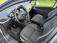 Peugeot - 2011 - 207 - personenauto - afbeelding 10 van  25