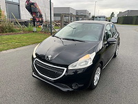 Peugeot - 2013 - 208 - personenauto - afbeelding 19 van  24