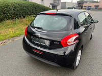 Peugeot - 2013 - 208 - personenauto - afbeelding 3 van  4