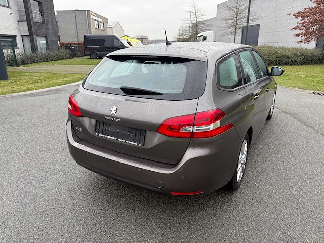 Peugeot - 2014 - 308 - personenauto - afbeelding 23 van  28