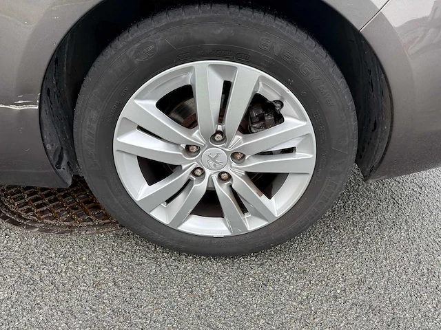 Peugeot - 2014 - 308 - personenauto - afbeelding 27 van  28