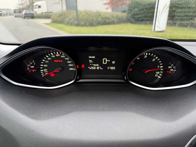 Peugeot - 2014 - 308 - personenauto - afbeelding 23 van  28