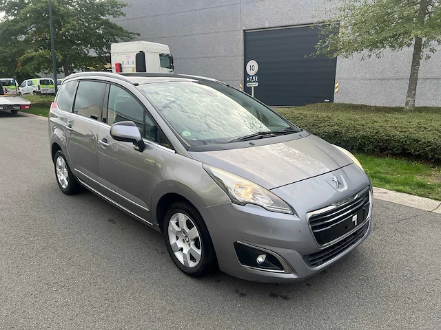 Peugeot - 2014 - 5008 - - personenauto - afbeelding 5 van  38