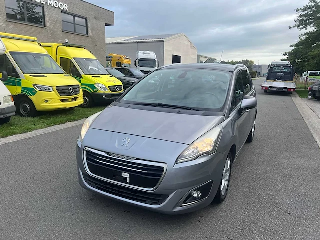 Peugeot - 2014 - 5008 - - personenauto - afbeelding 33 van  38