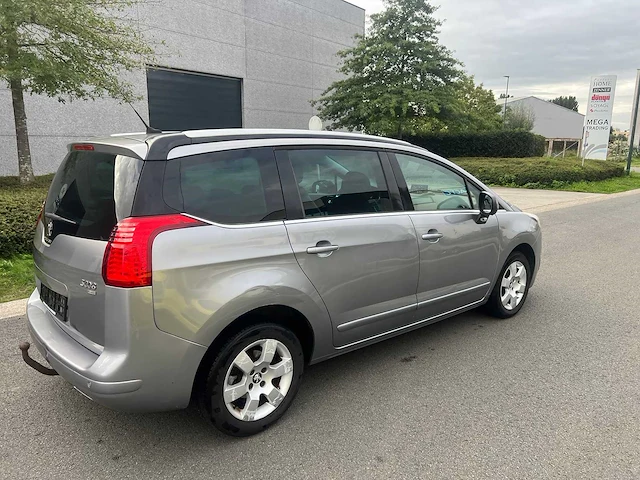 Peugeot - 2014 - 5008 - - personenauto - afbeelding 35 van  38