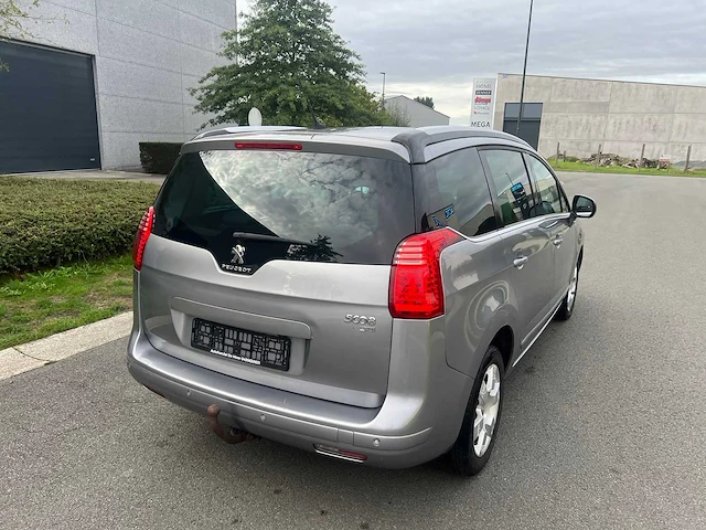 Peugeot - 2014 - 5008 - - personenauto - afbeelding 38 van  38