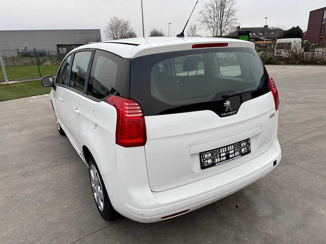 Peugeot - 2014 - 5008 - personenauto - afbeelding 3 van  29