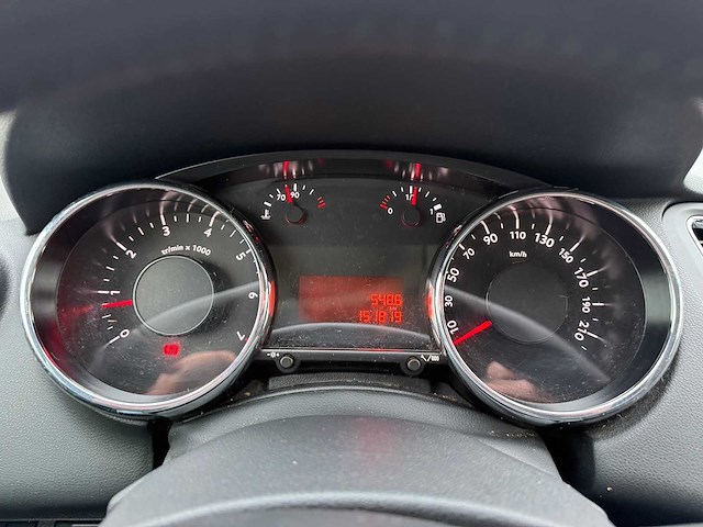 Peugeot - 2014 - 5008 - personenauto - afbeelding 20 van  29
