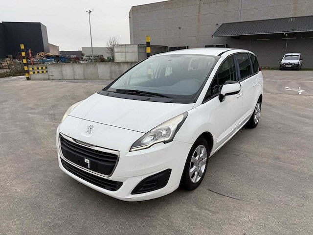 Peugeot - 2014 - 5008 - personenauto - afbeelding 24 van  29