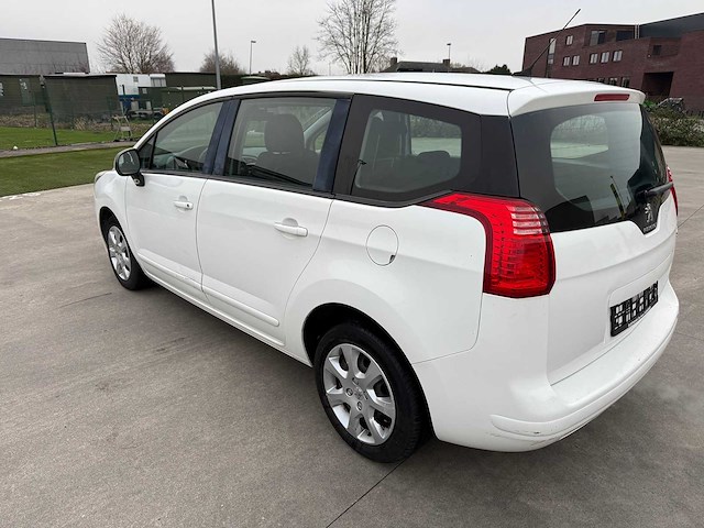 Peugeot - 2014 - 5008 - personenauto - afbeelding 28 van  29