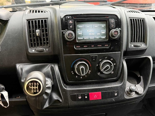 Peugeot - 2014 - boxer - bestelwagen - personenauto - afbeelding 20 van  30