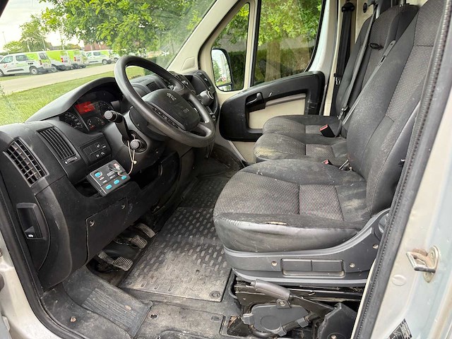 Peugeot - 2014 - boxer - bestelwagen - personenauto - afbeelding 14 van  26