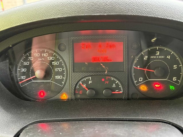Peugeot - 2014 - boxer - bestelwagen - personenauto - afbeelding 19 van  26