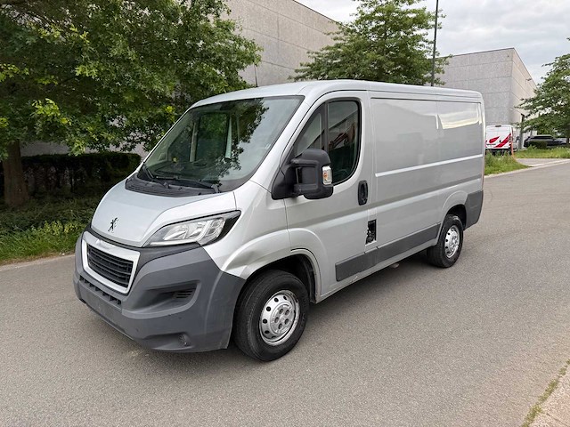 Peugeot - 2014 - boxer - bestelwagen - personenauto - afbeelding 12 van  26