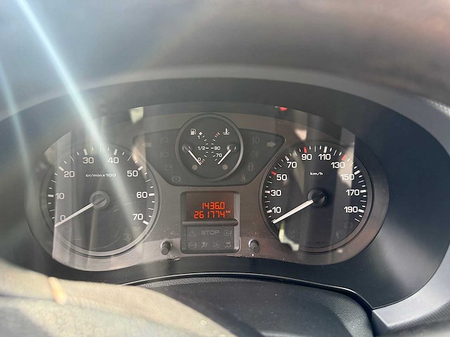 Peugeot - 2014 - partner - bestelwagen - personenauto - afbeelding 3 van  27