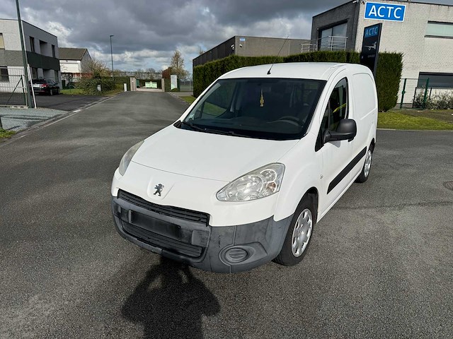 Peugeot - 2014 - partner - bestelwagen - personenauto - afbeelding 2 van  2