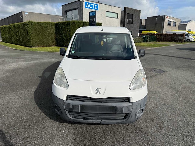 Peugeot - 2014 - partner - bestelwagen - personenauto - afbeelding 15 van  26