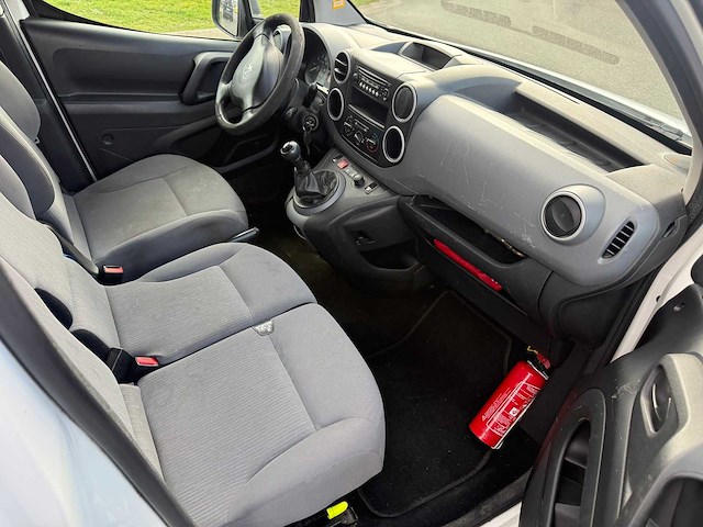 Peugeot - 2014 - partner - bestelwagen - personenauto - afbeelding 23 van  26