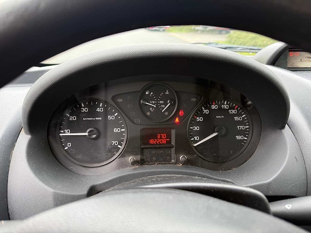 Peugeot - 2015 - expert - bestelwagen - personenauto - afbeelding 10 van  21