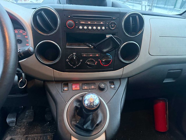 Peugeot - 2015 - partner - tepe - personenauto - afbeelding 19 van  27