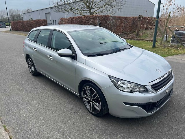Peugeot - 2016 - 308 - personenauto - afbeelding 1 van  31