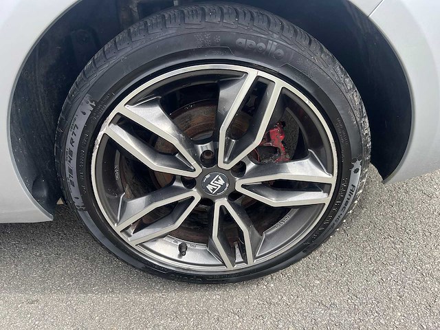 Peugeot - 2016 - 308 - personenauto - afbeelding 21 van  31