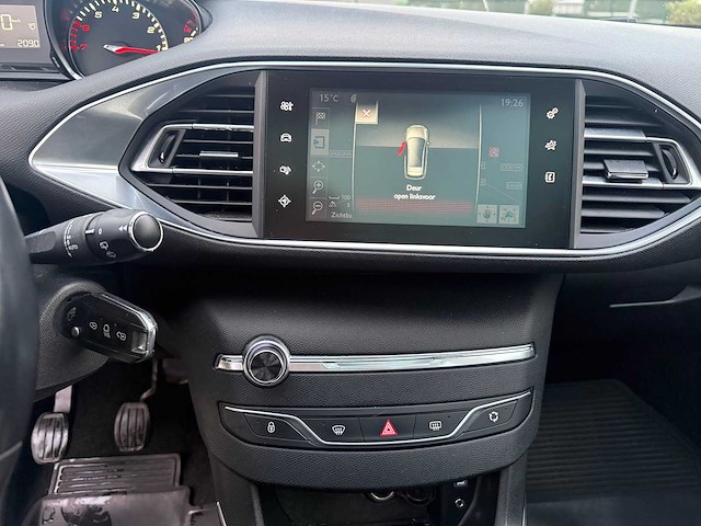 Peugeot - 2016 - 308 - personenauto - afbeelding 5 van  6