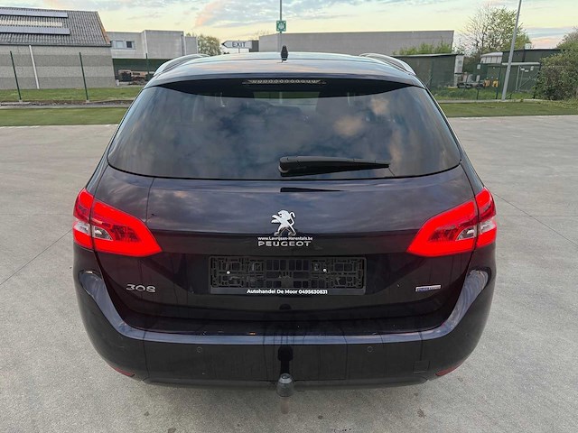 Peugeot - 2016 - 308 - personenauto - afbeelding 2 van  13