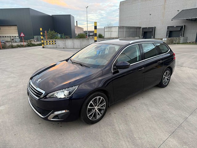 Peugeot - 2016 - 308 - personenauto - afbeelding 3 van  6