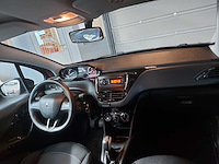 Peugeot - 2018 - 208 - 5 deurs - personenauto - afbeelding 7 van  16