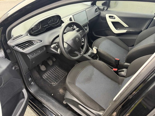 Peugeot - 2018 - 208 - personenauto - afbeelding 7 van  22