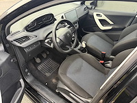 Peugeot - 2018 - 208 - personenauto - afbeelding 7 van  22