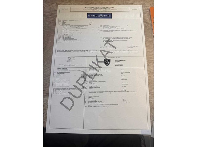 Peugeot - 2018 - 208 - personenauto - afbeelding 15 van  22