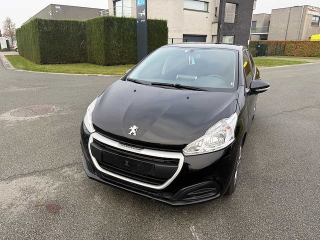 Peugeot - 2018 - 208 - personenauto - afbeelding 17 van  22