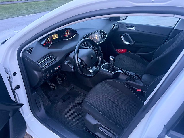 Peugeot - 2018 - 308 sw - personenwagen - personenauto - afbeelding 10 van  23