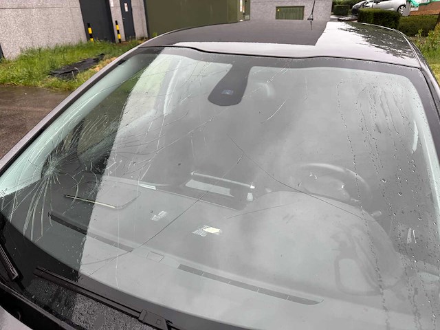 Peugeot - 2019 - 208 - signature - personenauto - afbeelding 8 van  28