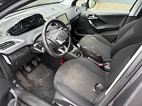 Peugeot - 2019 - 208 - signature - personenauto - afbeelding 11 van  28