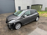 Peugeot - 2019 - 208 - signature - personenauto - afbeelding 12 van  28