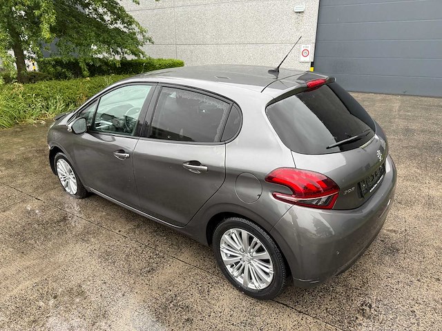 Peugeot - 2019 - 208 - signature - personenauto - afbeelding 22 van  28