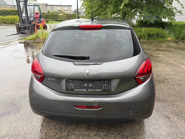 Peugeot - 2019 - 208 - signature - personenauto - afbeelding 25 van  28