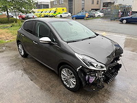 Peugeot - 2019 - 208 - signature - personenauto - afbeelding 28 van  28